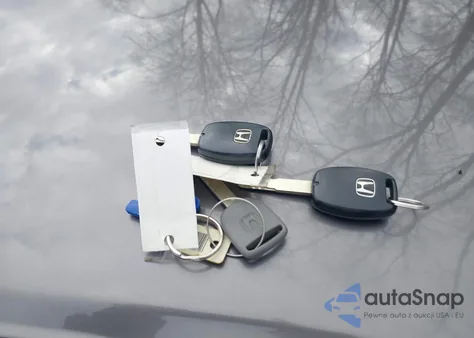 2012 Honda Civic Lx z USA, uszkodzony, nr VIN 19XFB2F57CE385605